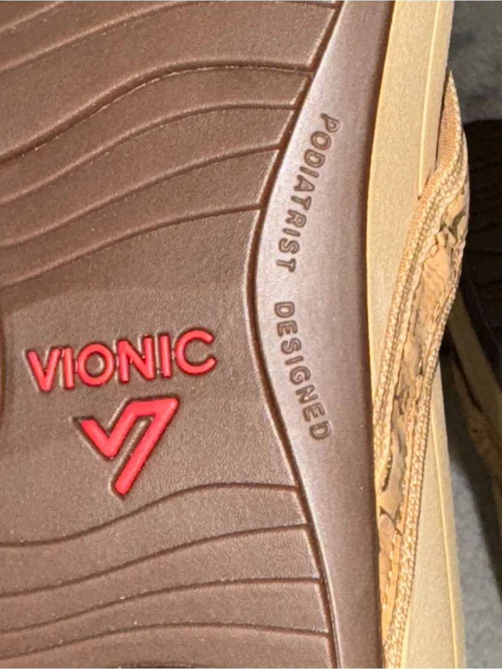 Vionic High Tide Platform Sandals Gold Cork Women Sz 11
